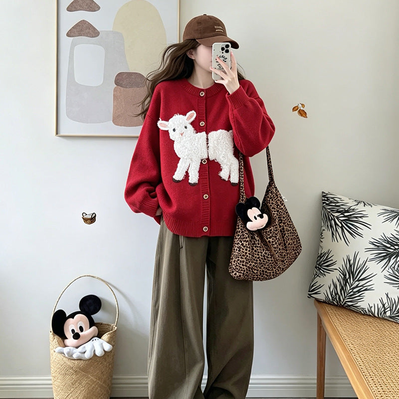 Round neck long sleeved sweater